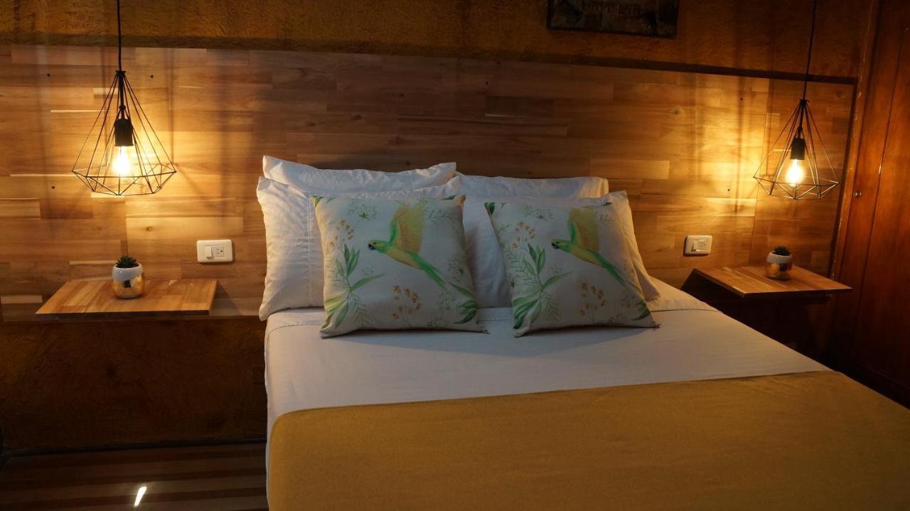 El Jardin De La 10 Hotel เมเดยิน ภายนอก รูปภาพ